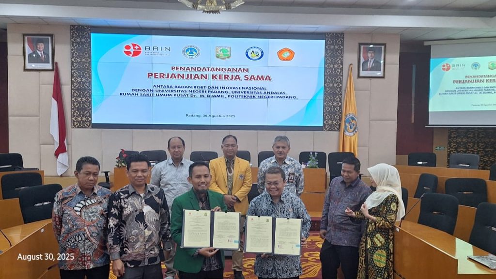 BRIN dan Universitas Andalas Teken Perjanjian Kerja Sama Kehumasan untuk Perkuat Diseminasi Riset dan Inovasi