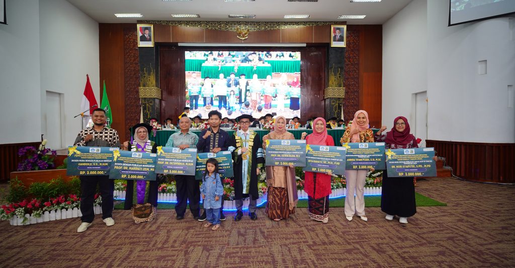 UNAND Peringati Dies Natalis ke-69 dengan Anugerah Dosen Berprestasi